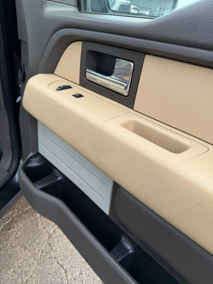 Ford F-150 4WD SuperCrew 145" King Ranch 2014