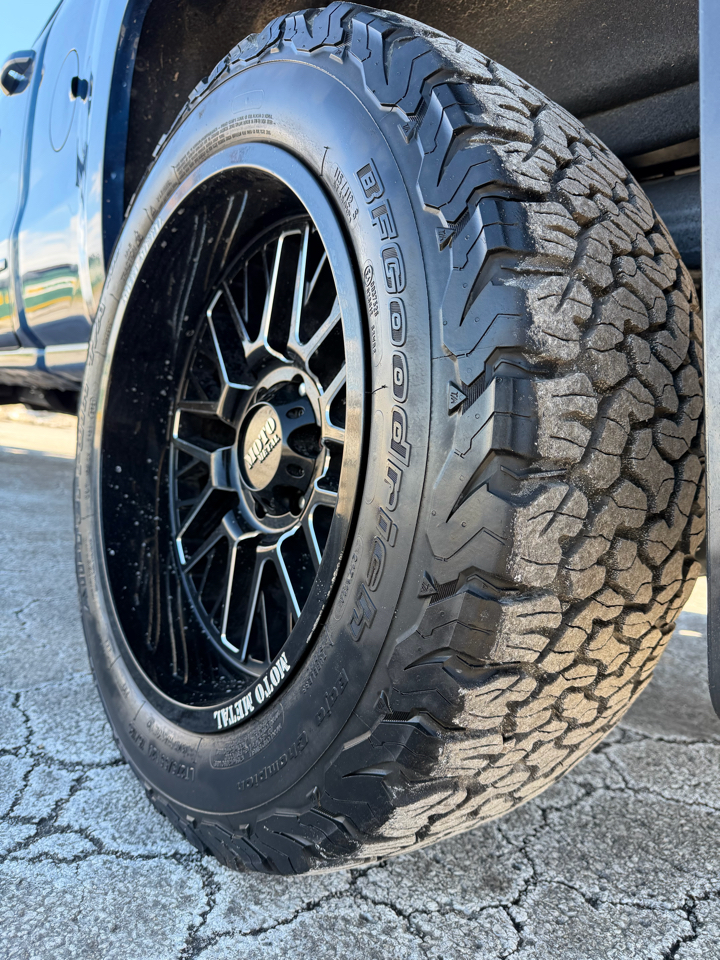 Chevrolet Silverado 1500 4WD Double Cab 143.5" LT w/1LT 2015