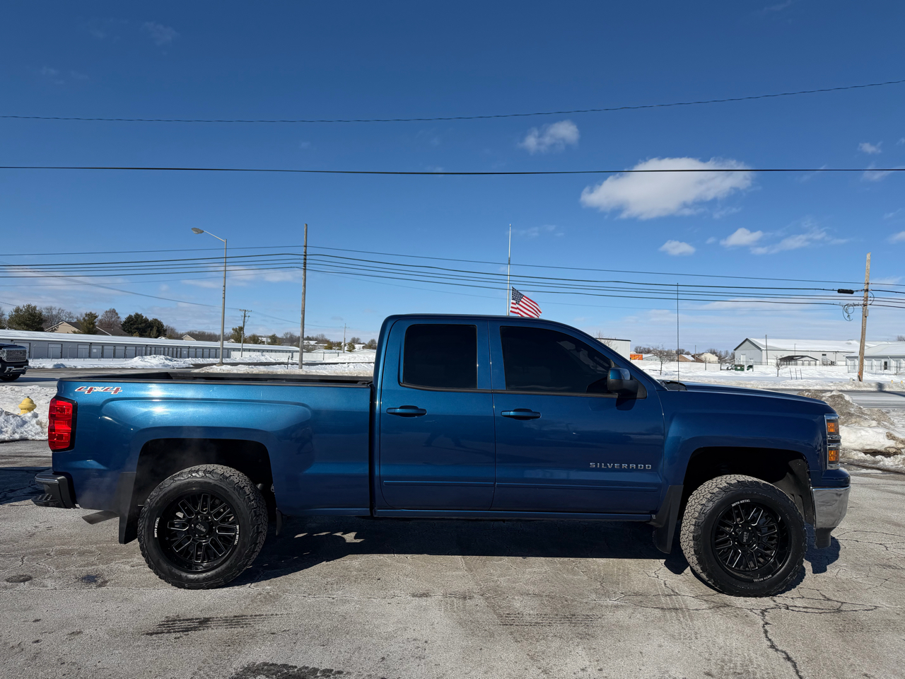 Chevrolet Silverado 1500 4WD Double Cab 143.5" LT w/1LT 2015
