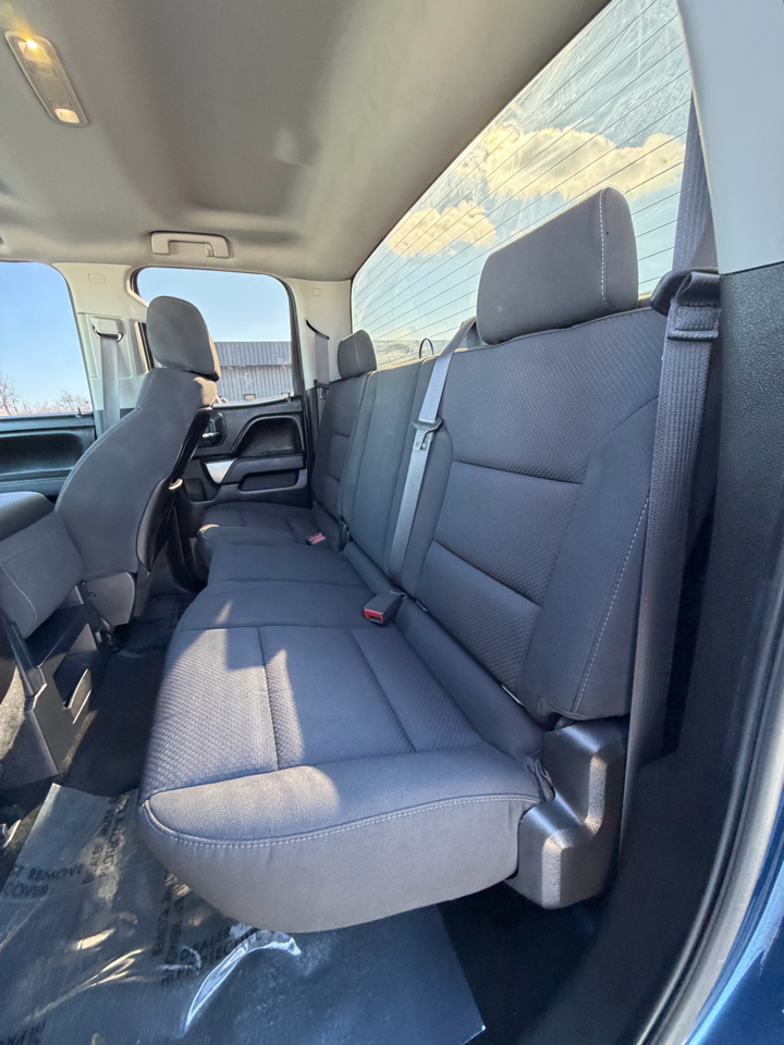 Chevrolet Silverado 1500 4WD Double Cab 143.5" LT w/1LT 2015