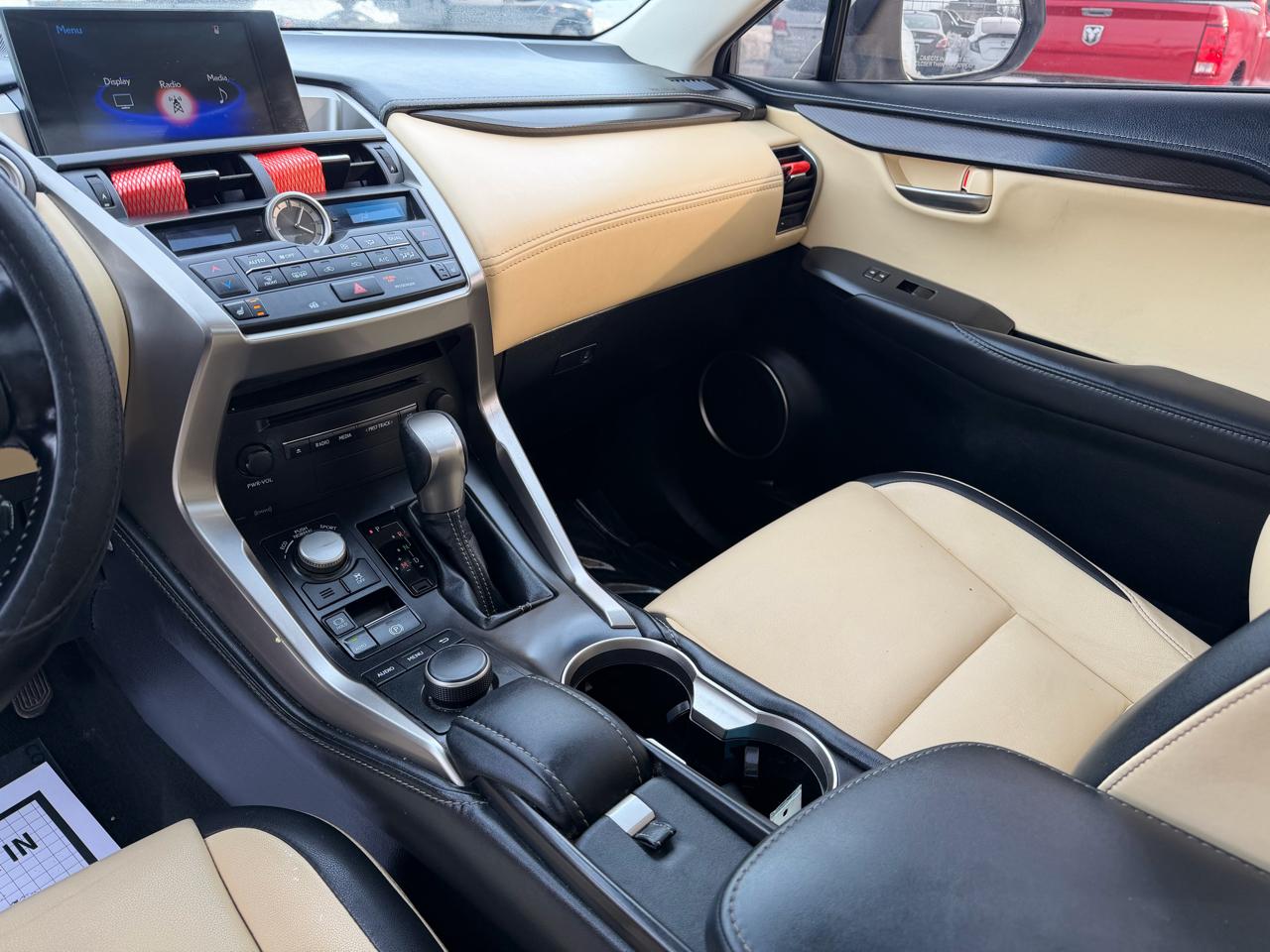 Lexus NX NX Turbo AWD 2017