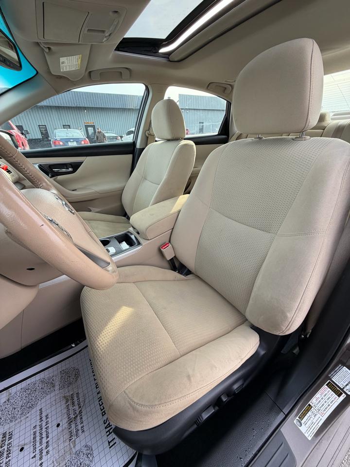 Nissan Altima 4dr Sdn I4 2.5 SV 2015