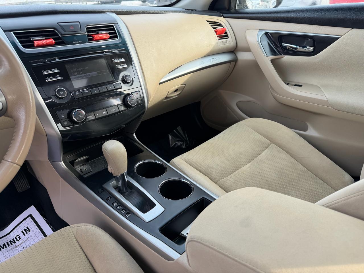 Nissan Altima 4dr Sdn I4 2.5 SV 2015