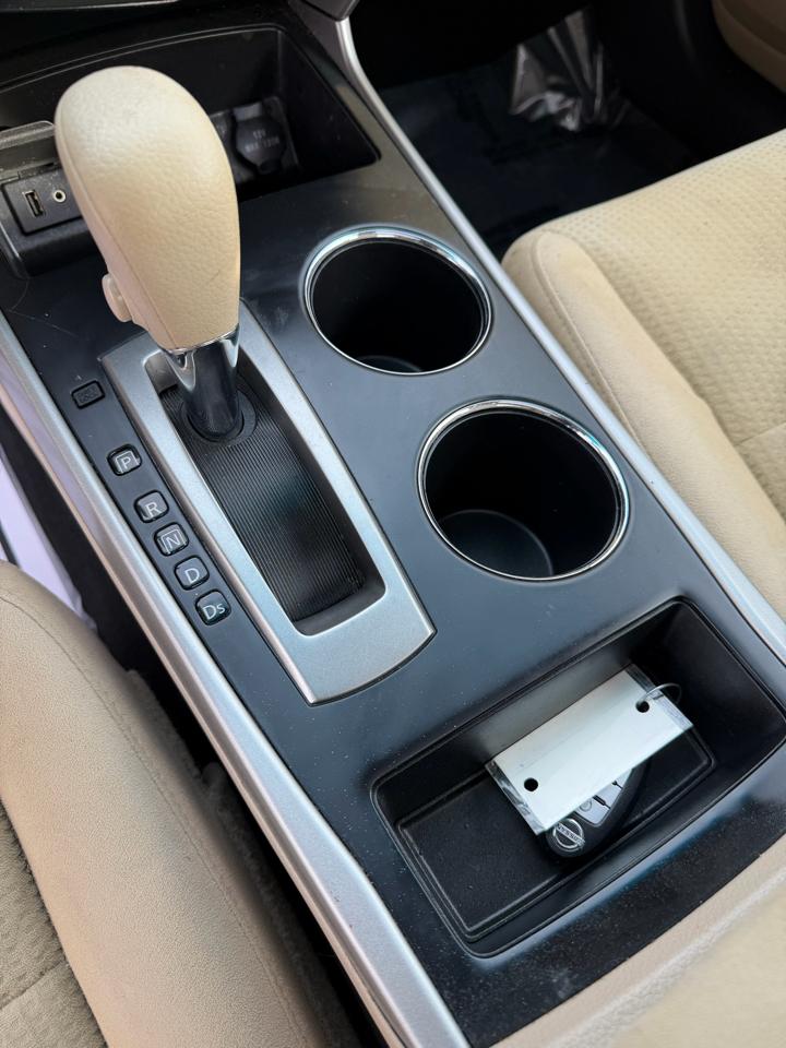 Nissan Altima 4dr Sdn I4 2.5 SV 2015