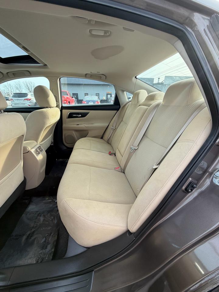 Nissan Altima 4dr Sdn I4 2.5 SV 2015