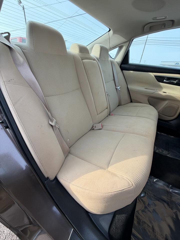 Nissan Altima 4dr Sdn I4 2.5 SV 2015