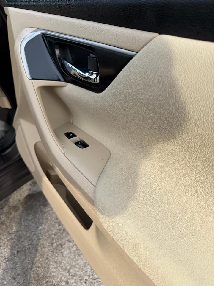 Nissan Altima 4dr Sdn I4 2.5 SV 2015