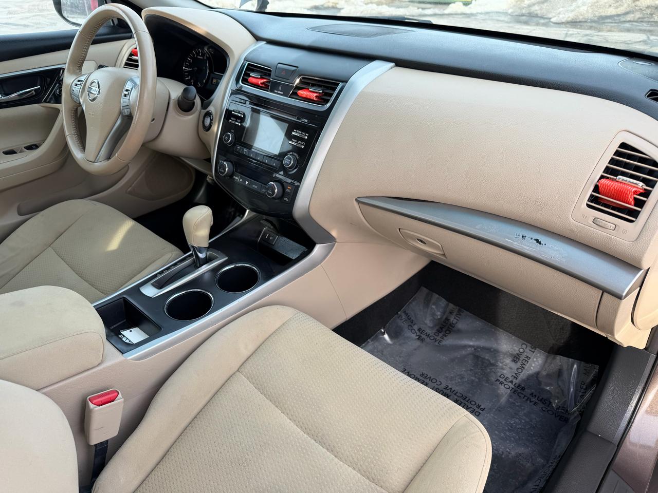 Nissan Altima 4dr Sdn I4 2.5 SV 2015