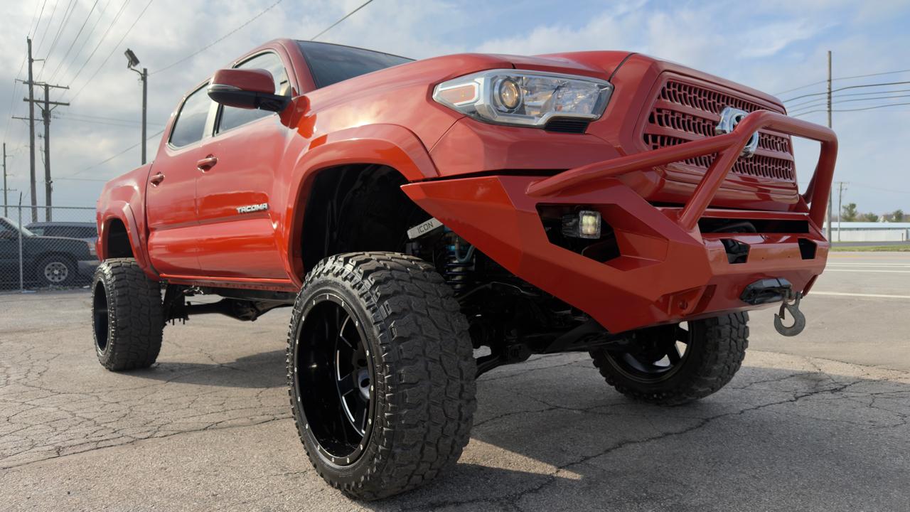 Toyota Tacoma TRD Off Road Double Cab 6' Bed V6 4x4 AT (Natl) 2017