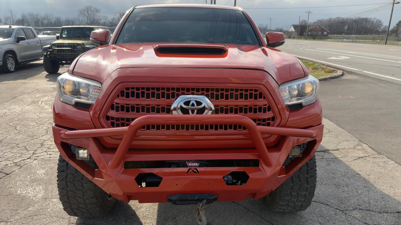 Toyota Tacoma TRD Off Road Double Cab 6' Bed V6 4x4 AT (Natl) 2017