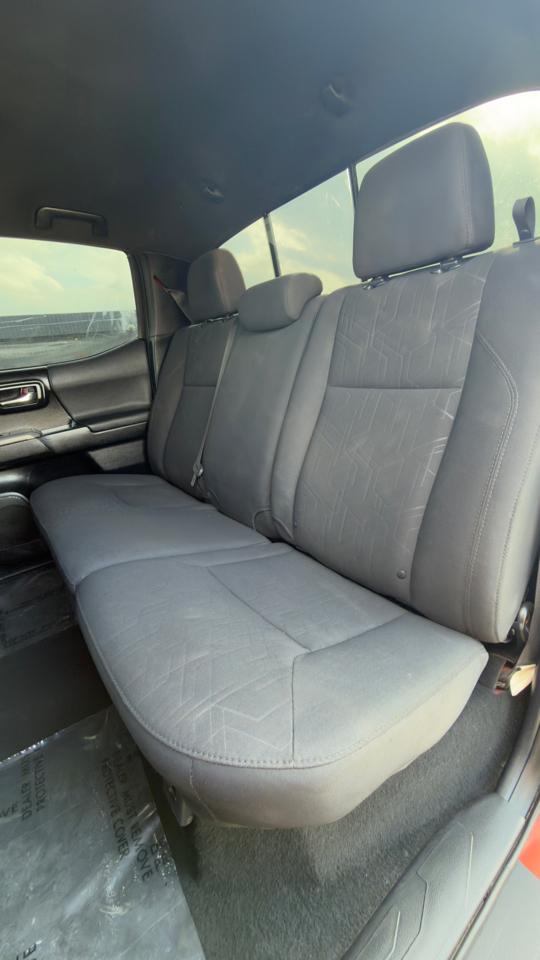 Toyota Tacoma TRD Off Road Double Cab 6' Bed V6 4x4 AT (Natl) 2017