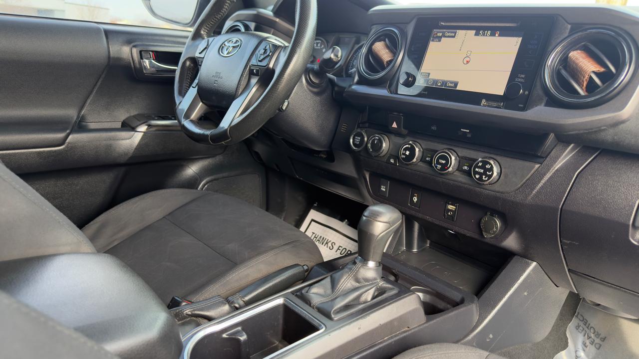 Toyota Tacoma TRD Off Road Double Cab 6' Bed V6 4x4 AT (Natl) 2017