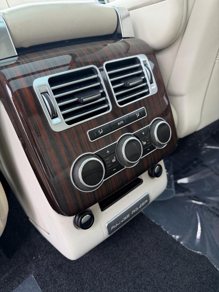 Land Rover Range Rover 4WD 4dr Supercharged 2014