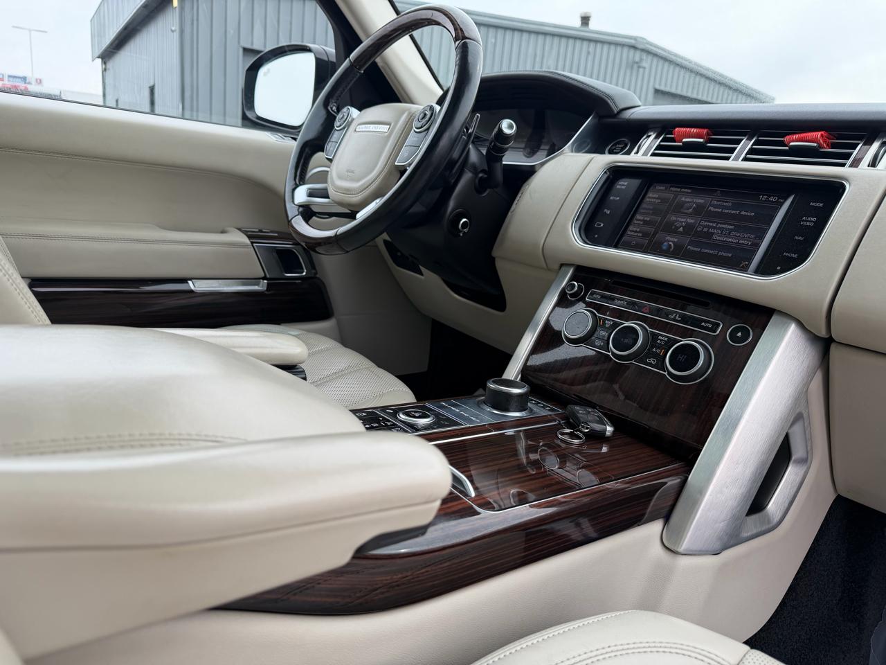 Land Rover Range Rover 4WD 4dr Supercharged 2014