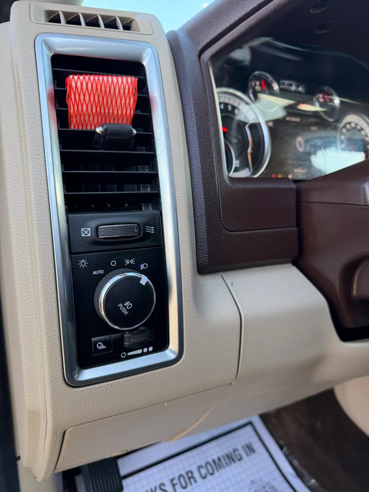 RAM 1500 Big Horn 4x4 Crew Cab 5'7" Box 2017