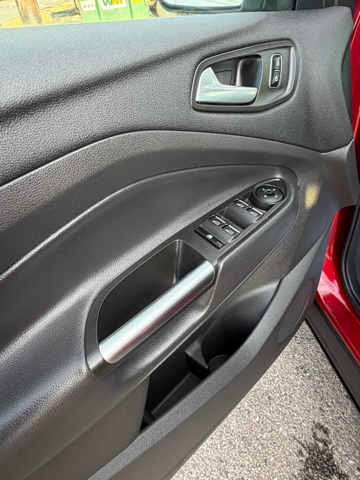 Ford Escape SE 4WD 2017