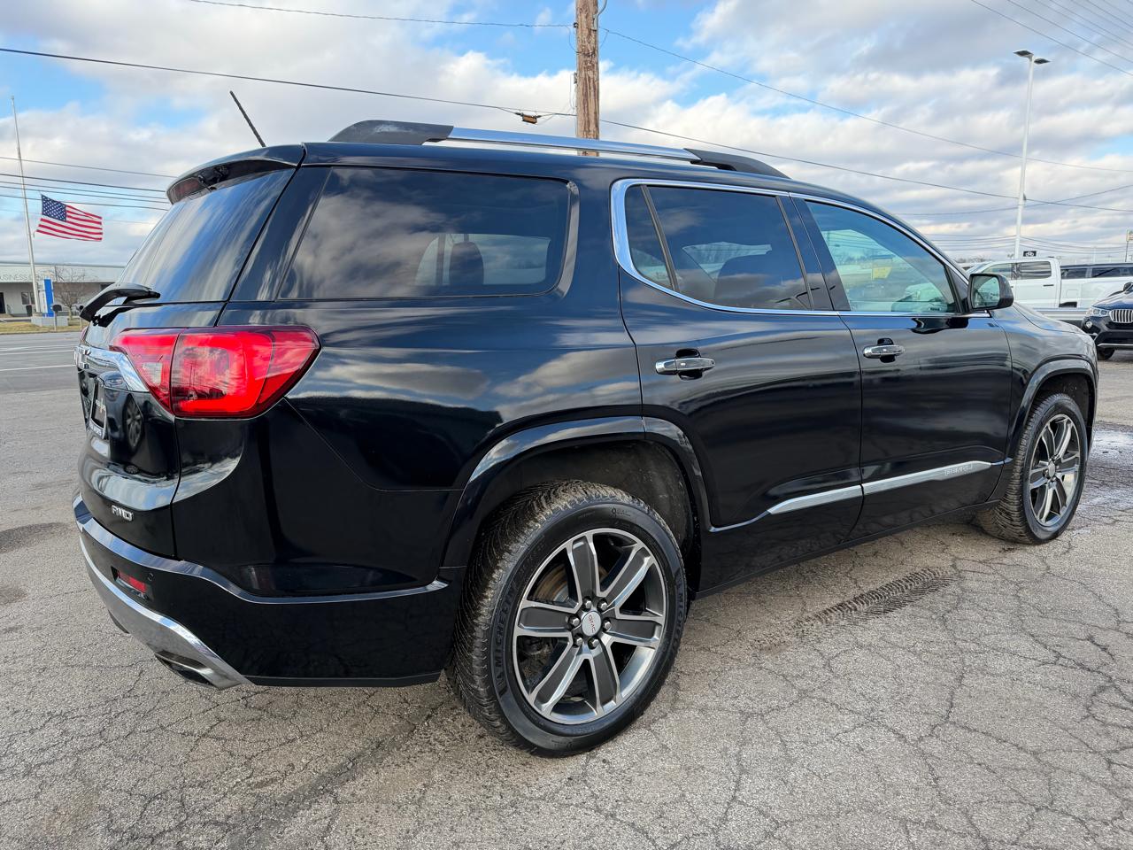 GMC Acadia AWD 4dr Denali 2018