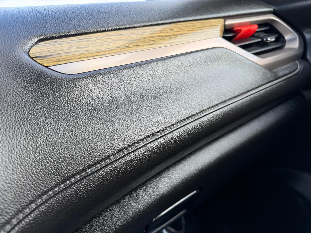 GMC Acadia AWD 4dr Denali 2018