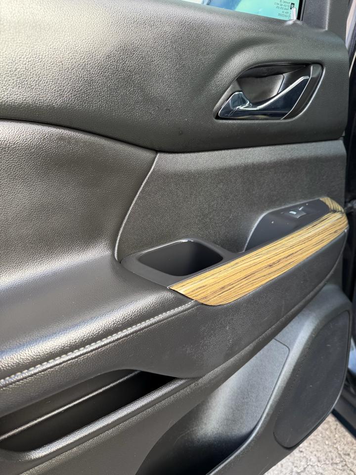 GMC Acadia AWD 4dr Denali 2018