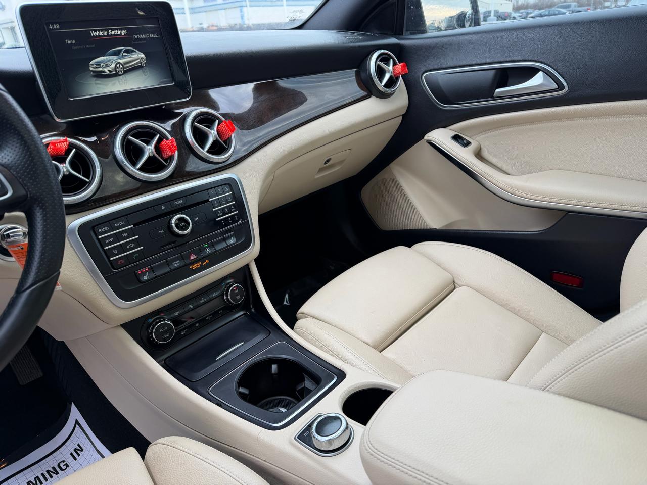 Mercedes-Benz CLA 4dr Sdn CLA 250 4MATIC 2016