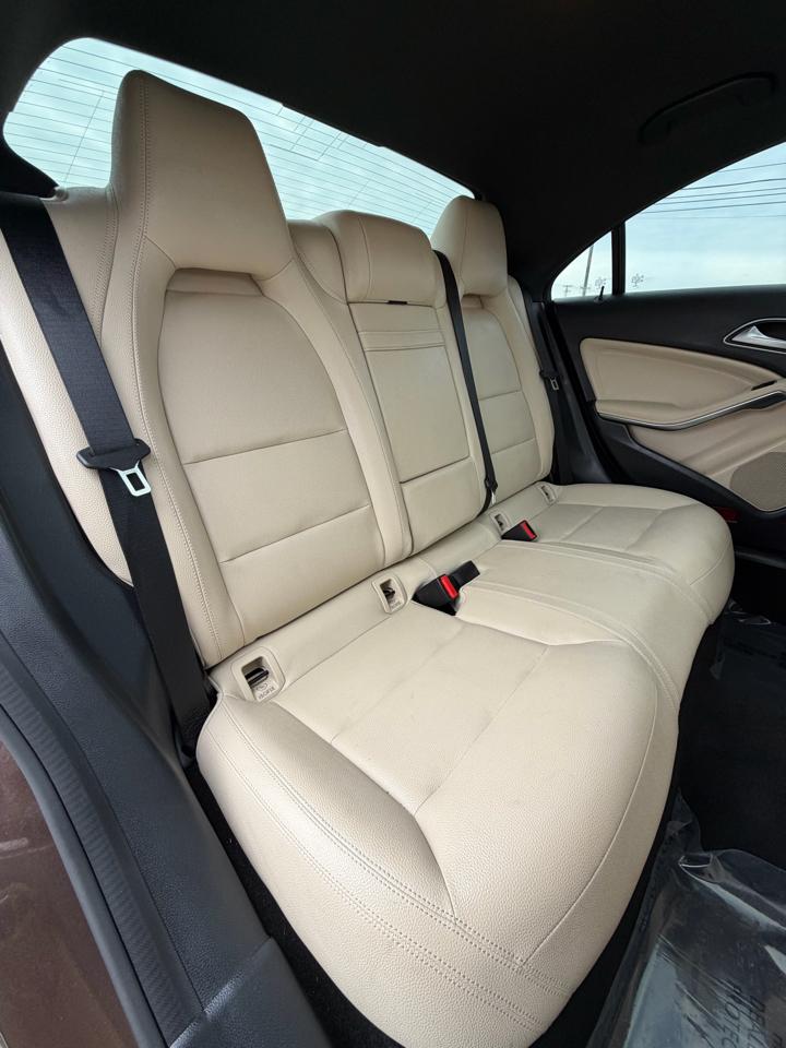 Mercedes-Benz CLA 4dr Sdn CLA 250 4MATIC 2016