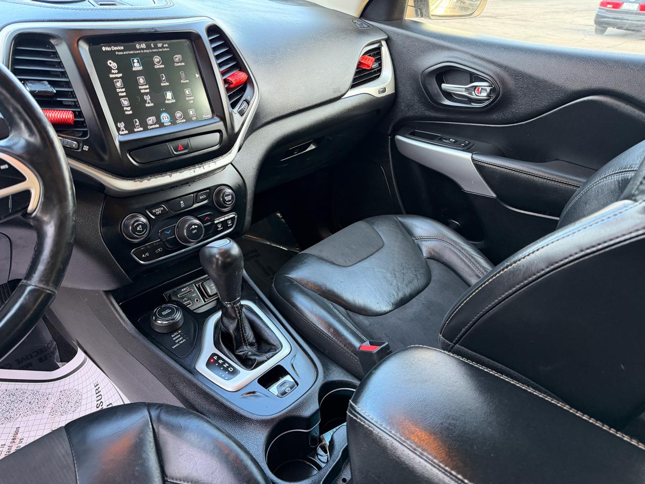 Jeep Cherokee Latitude Plus 4x4 2018