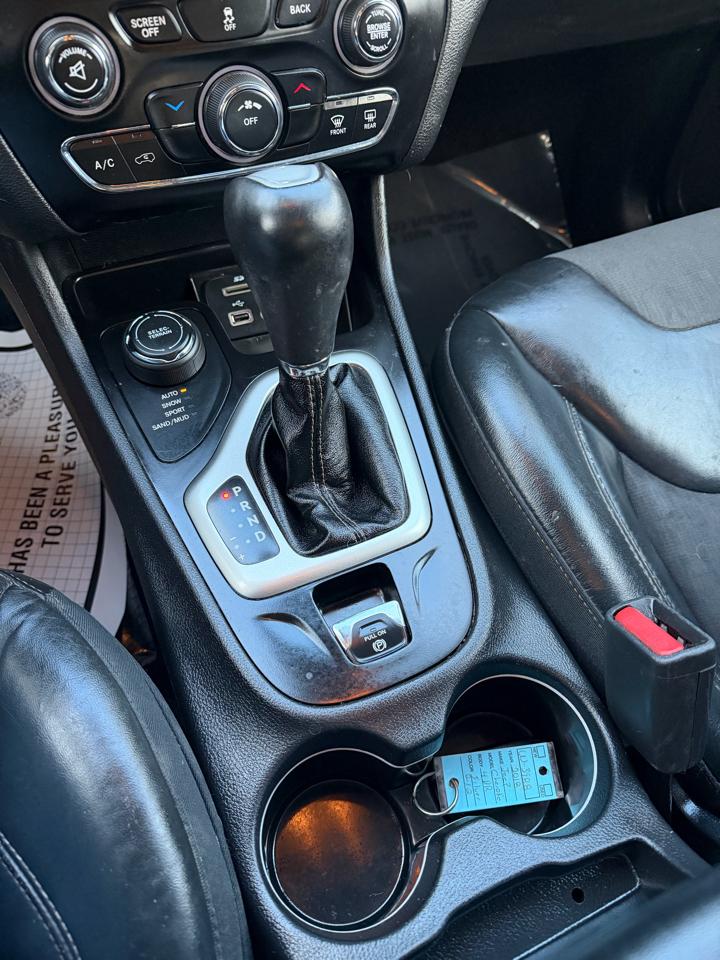 Jeep Cherokee Latitude Plus 4x4 2018