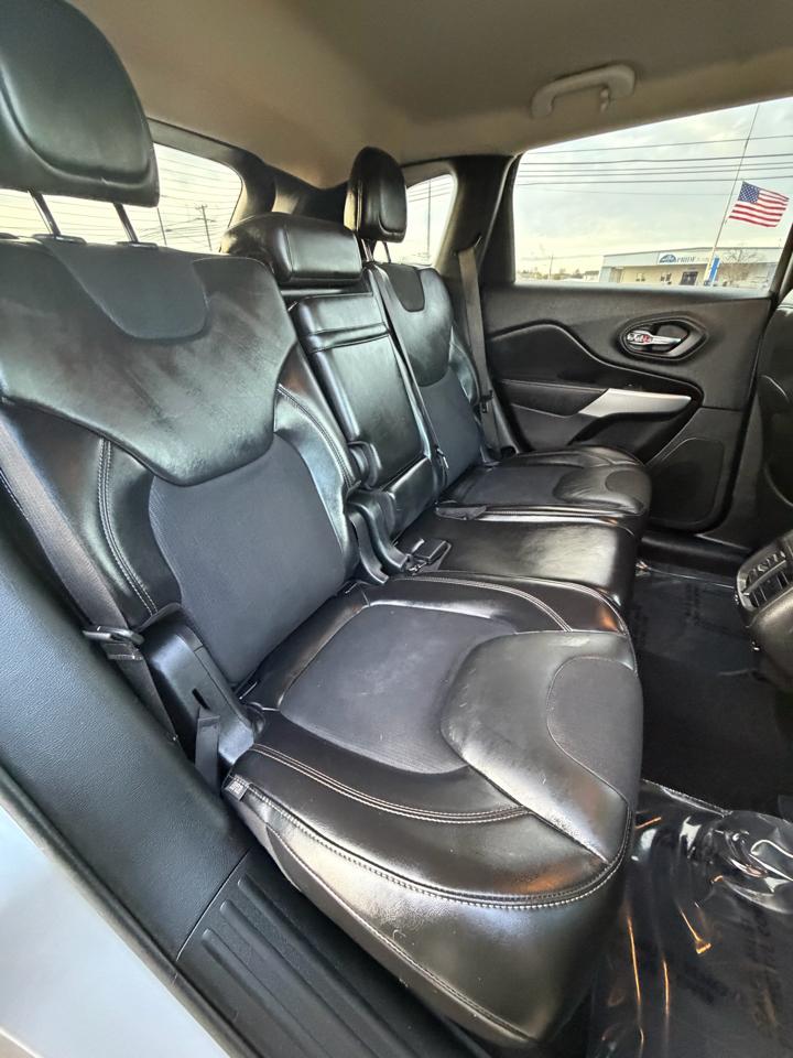 Jeep Cherokee Latitude Plus 4x4 2018