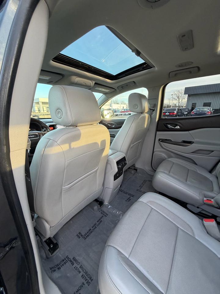 GMC Acadia AWD 4dr SLT 2020