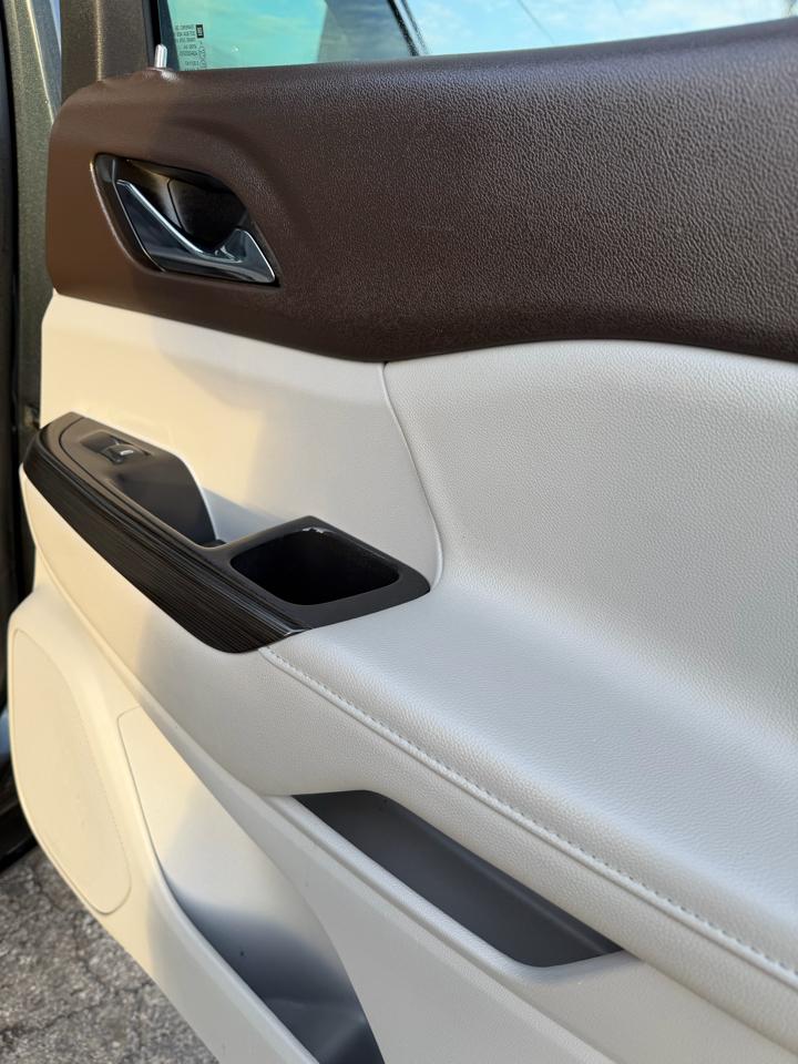 GMC Acadia AWD 4dr SLT 2020