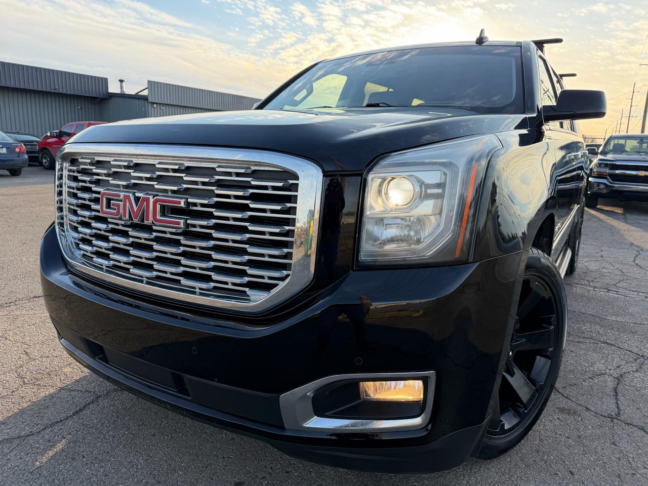 GMC Yukon XL 4WD 4dr Denali 2020