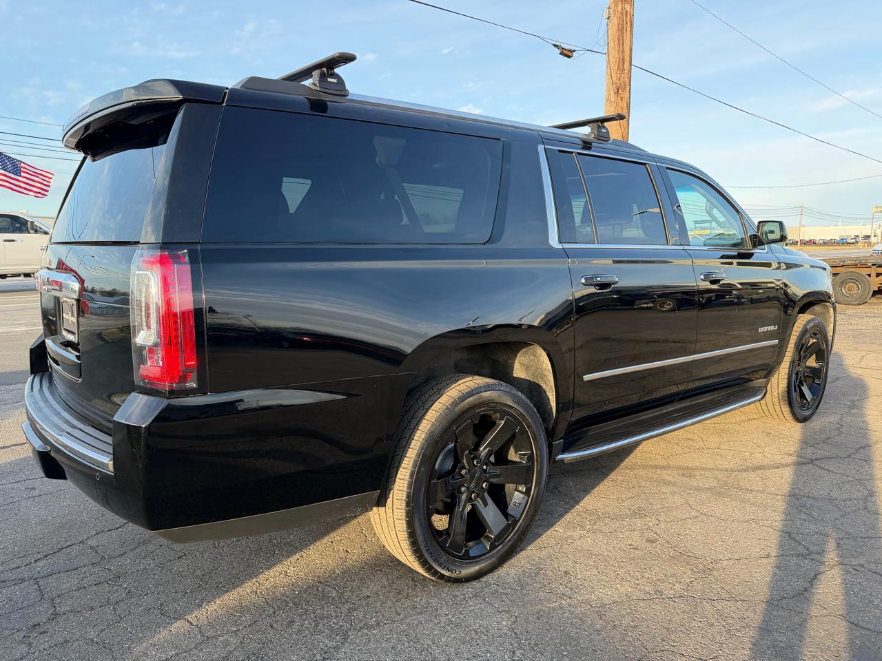 GMC Yukon XL 4WD 4dr Denali 2020