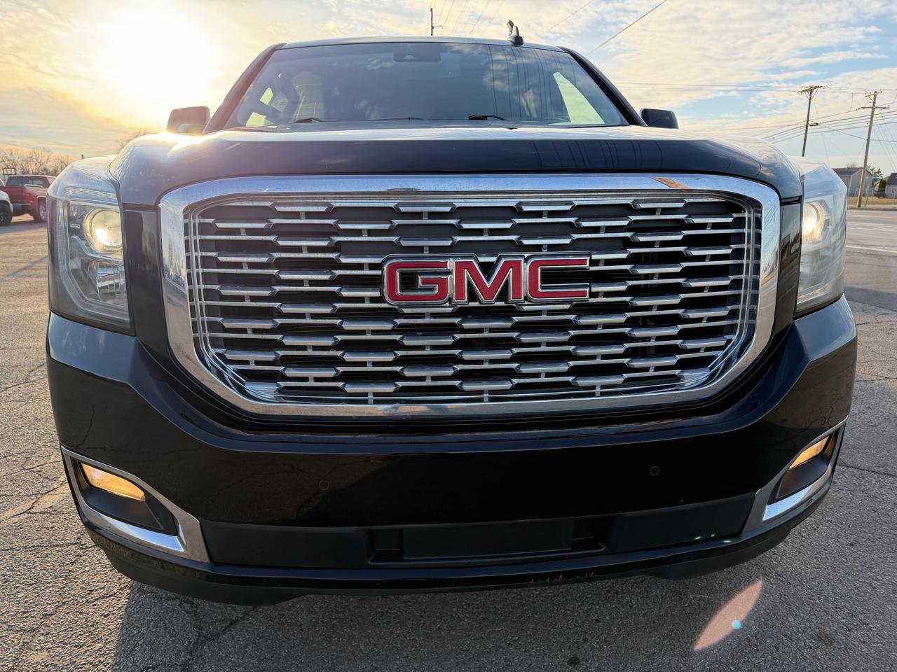 GMC Yukon XL 4WD 4dr Denali 2020