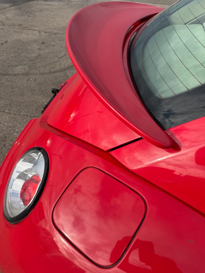 Volkswagen New Beetle 2dr Cpe GL Auto 1999