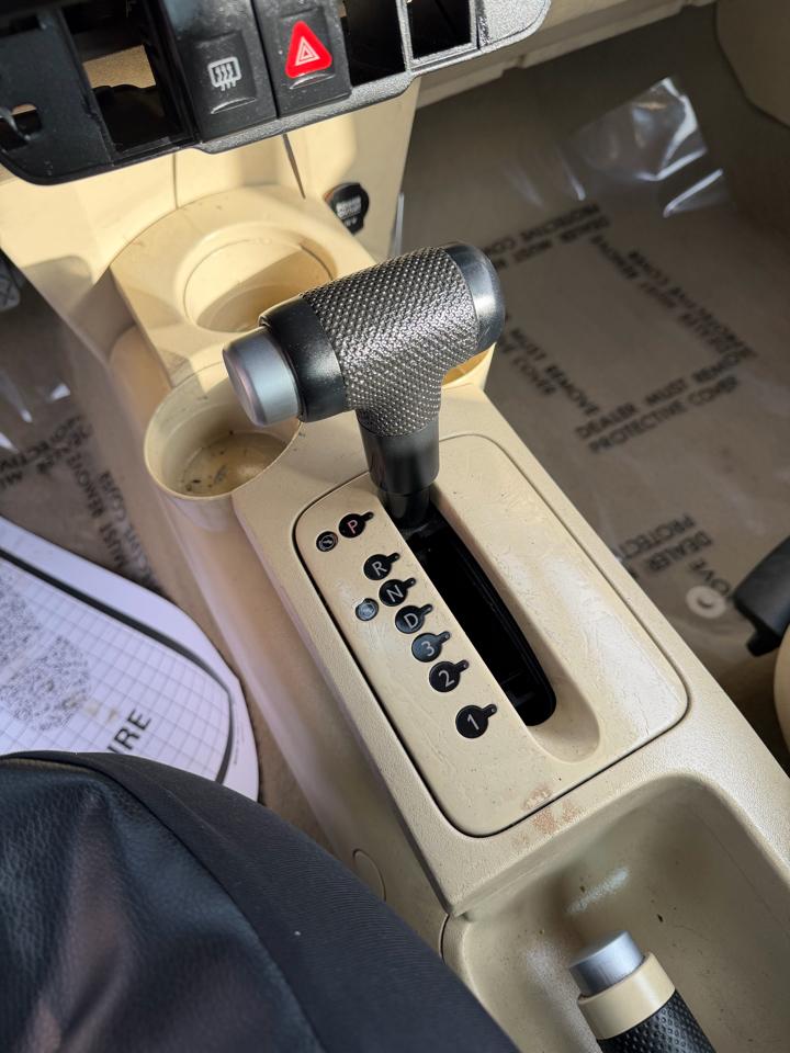 Volkswagen New Beetle 2dr Cpe GL Auto 1999