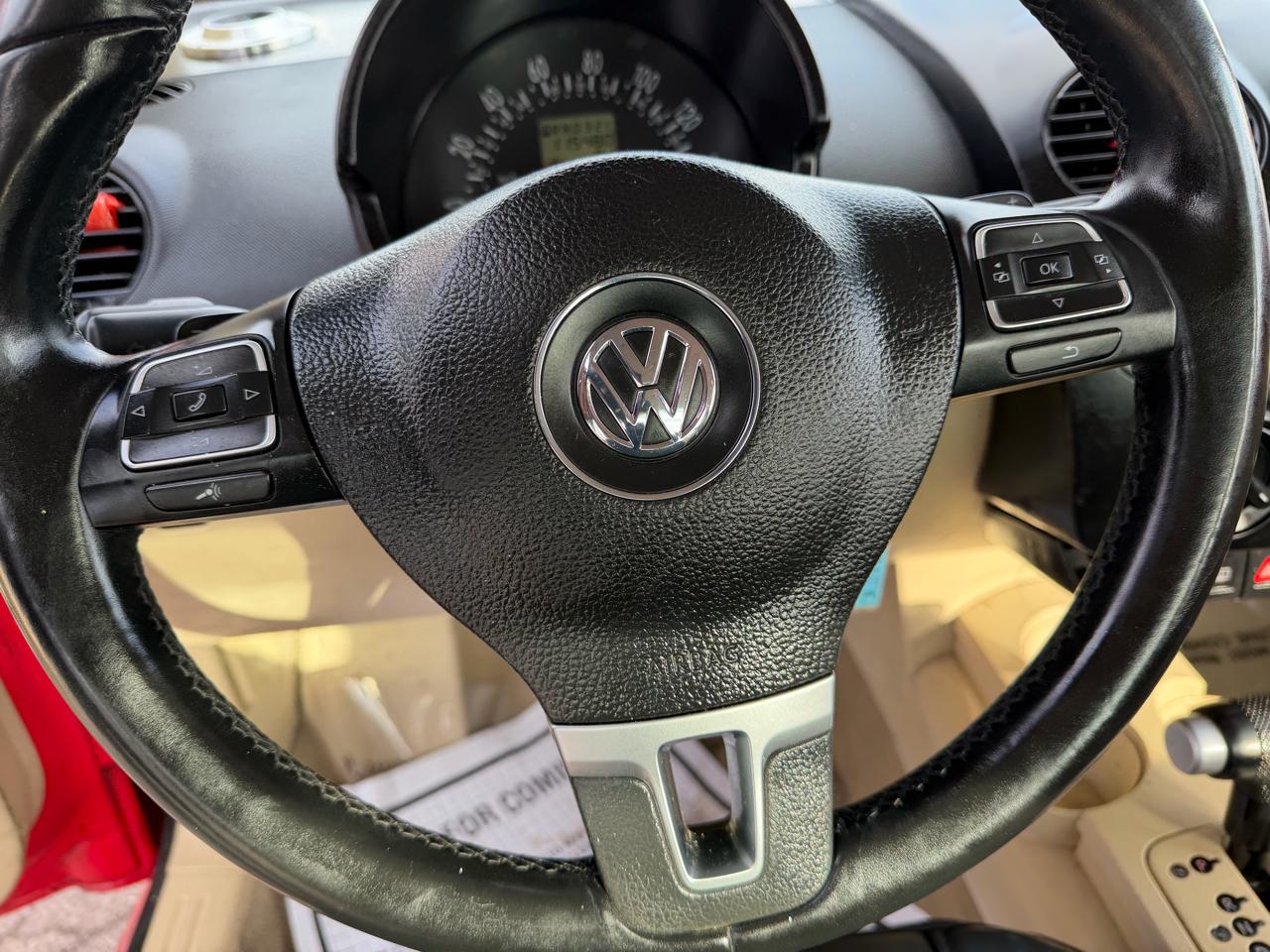 Volkswagen New Beetle 2dr Cpe GL Auto 1999