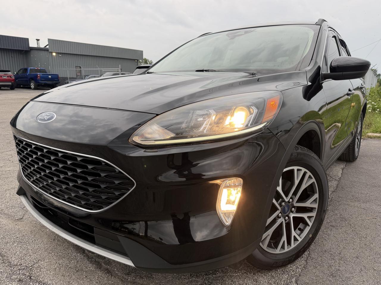 2020 Ford Escape SEL - Photo 2