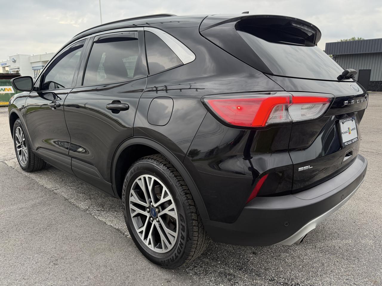 2020 Ford Escape SEL - Photo 8