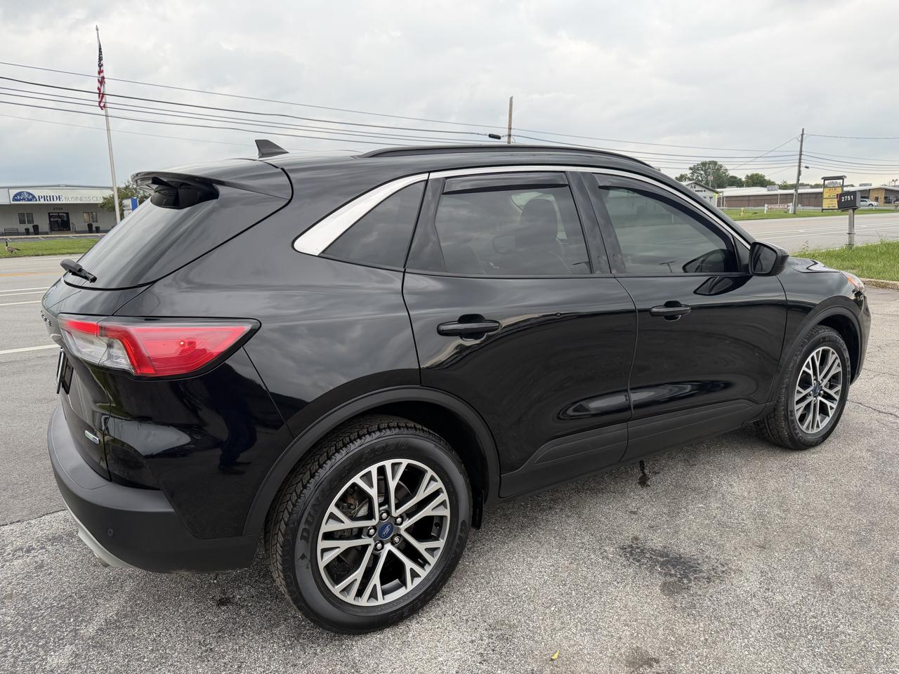 2020 Ford Escape SEL - Photo 10