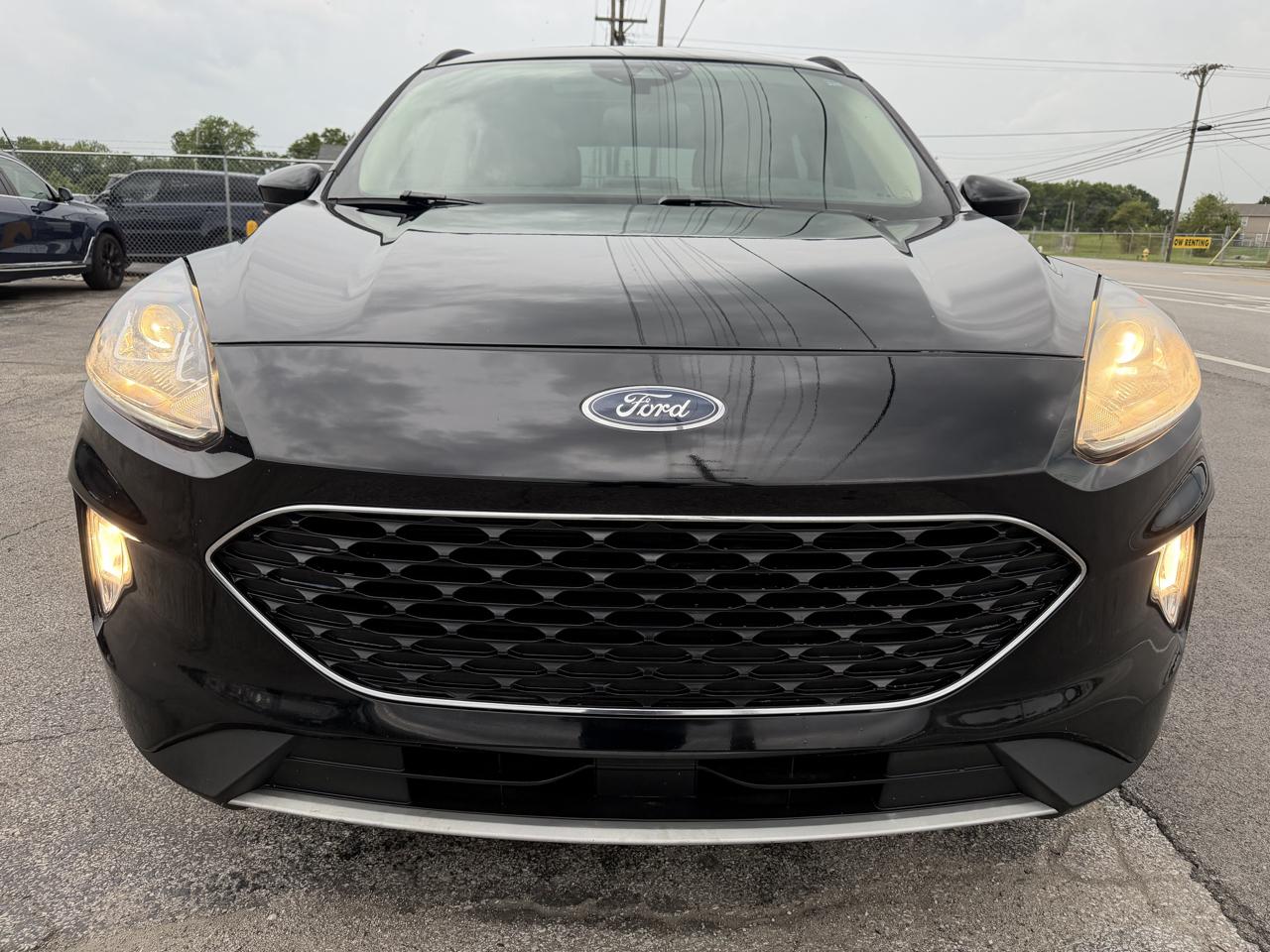 2020 Ford Escape SEL - Photo 17