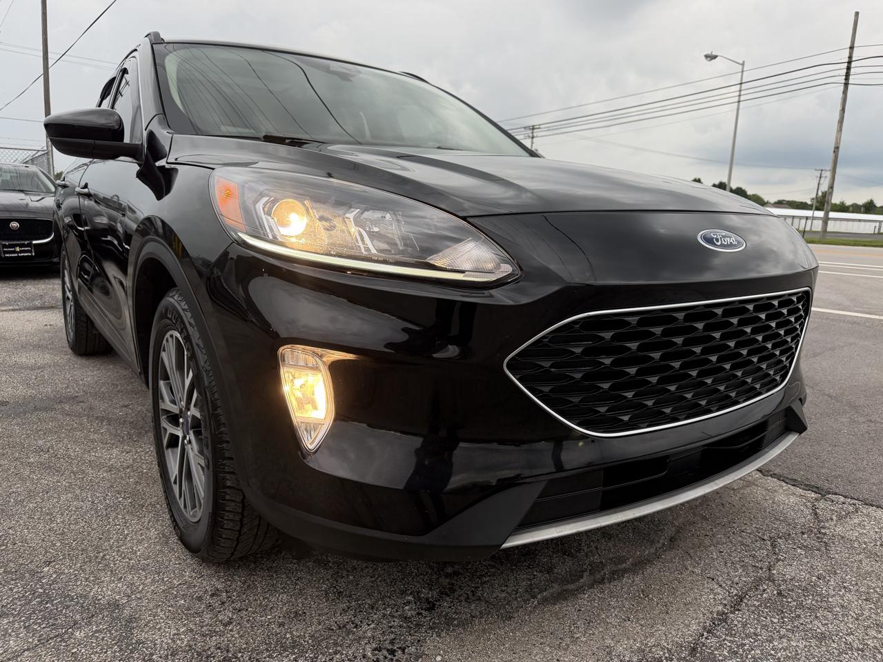 2020 Ford Escape SEL - Photo 18