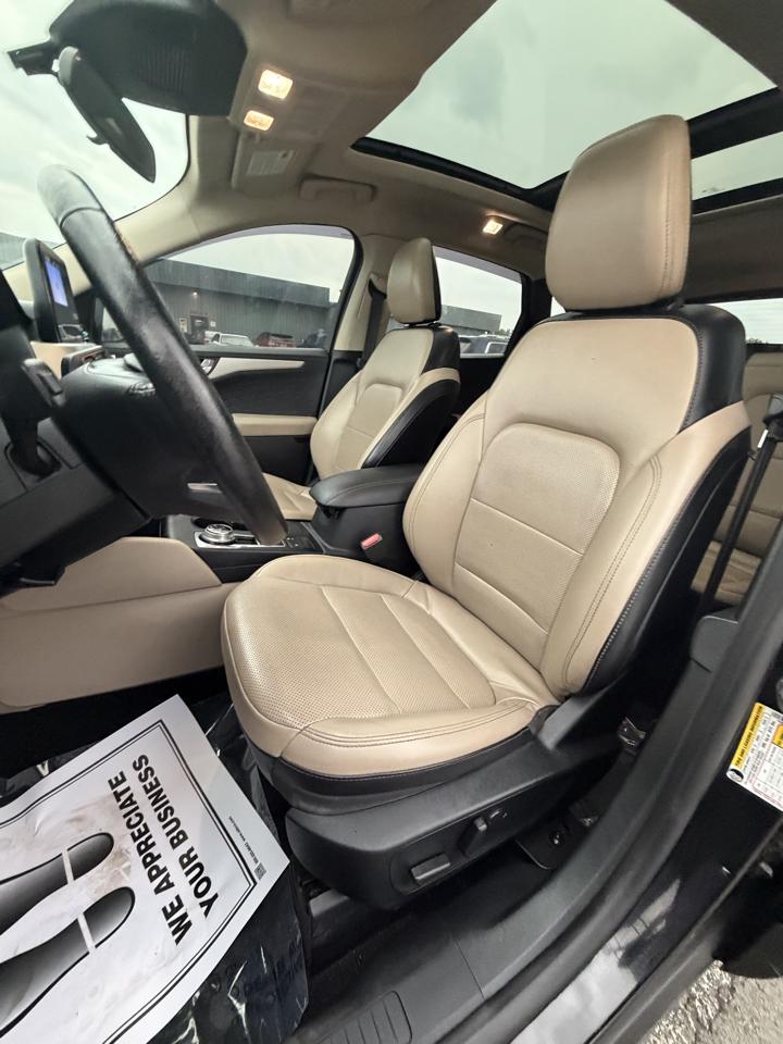 2020 Ford Escape SEL - Photo 20