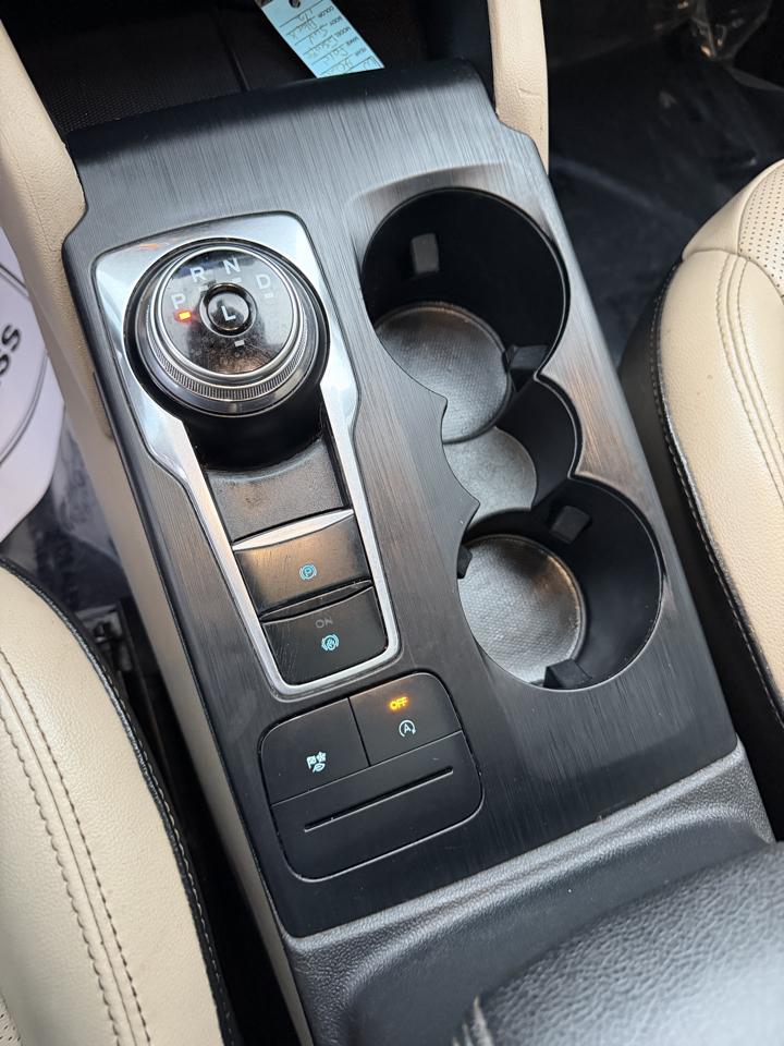 2020 Ford Escape SEL - Photo 23