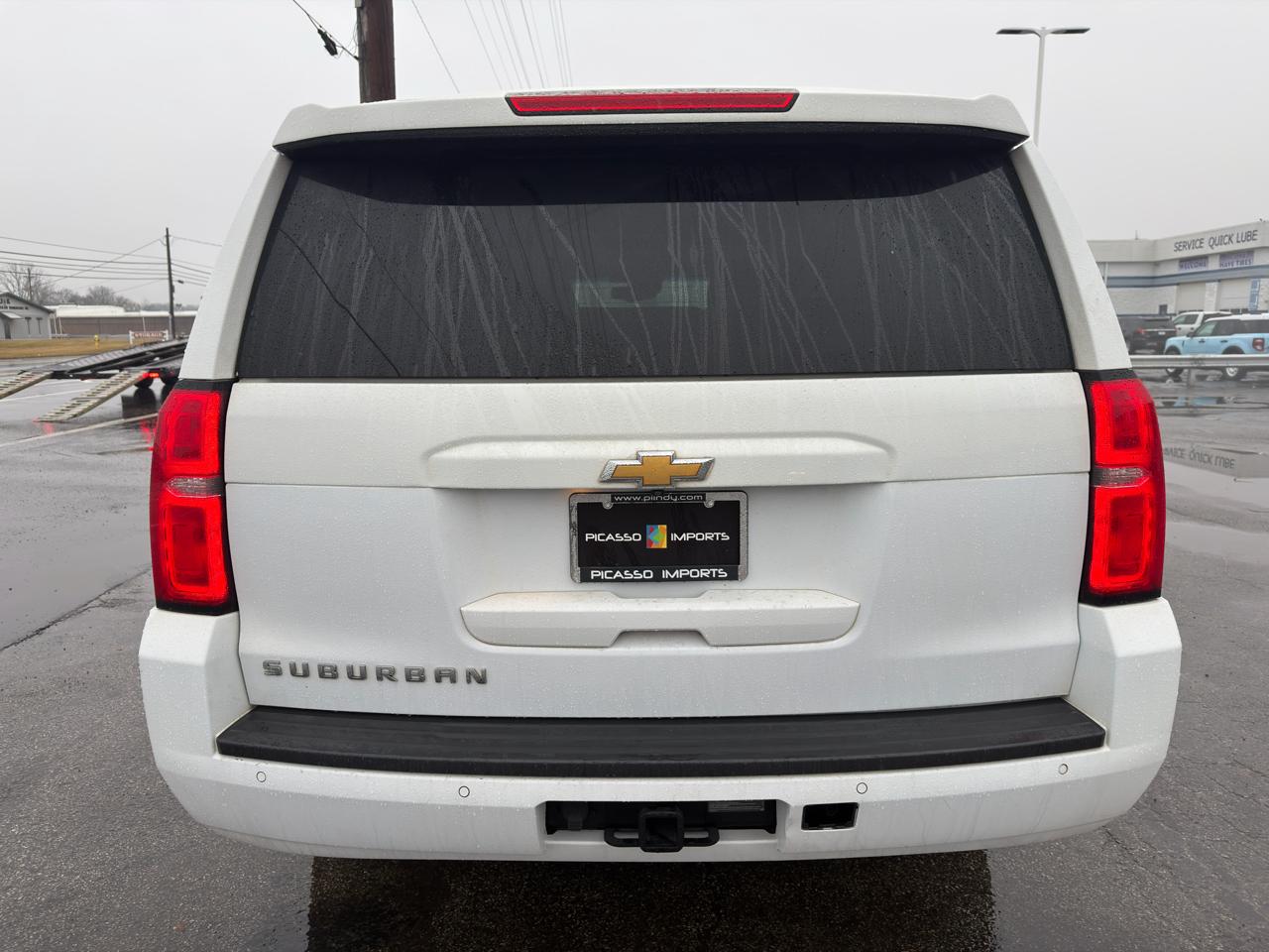 Chevrolet Suburban 4WD 4dr 1500 LT 2019