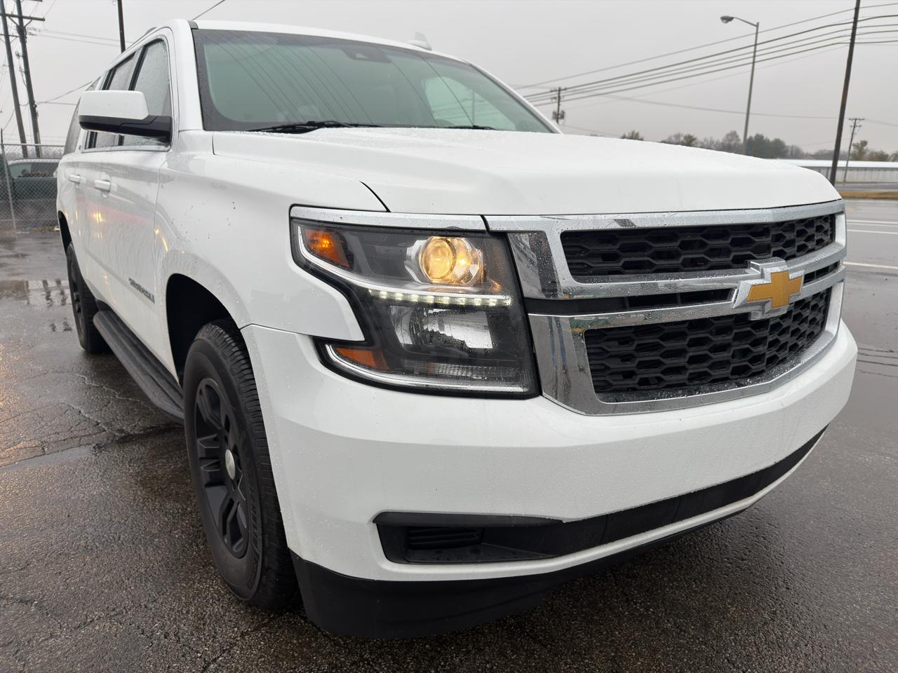 Chevrolet Suburban 4WD 4dr 1500 LT 2019