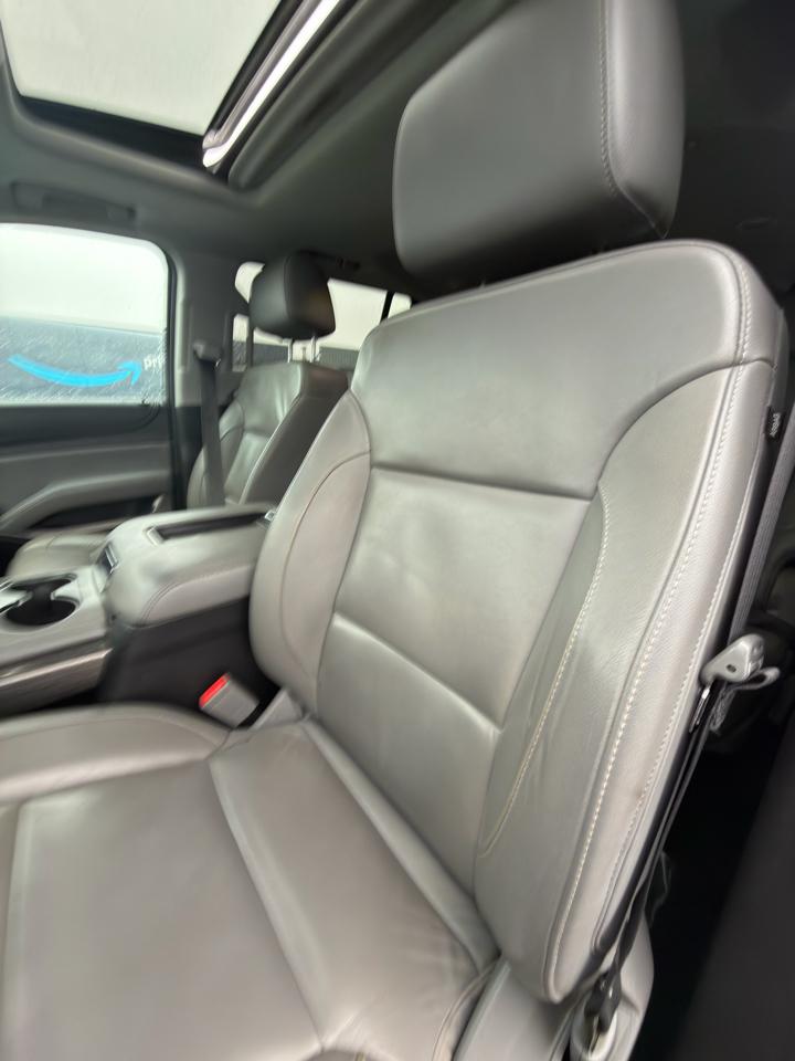 Chevrolet Suburban 4WD 4dr 1500 LT 2019