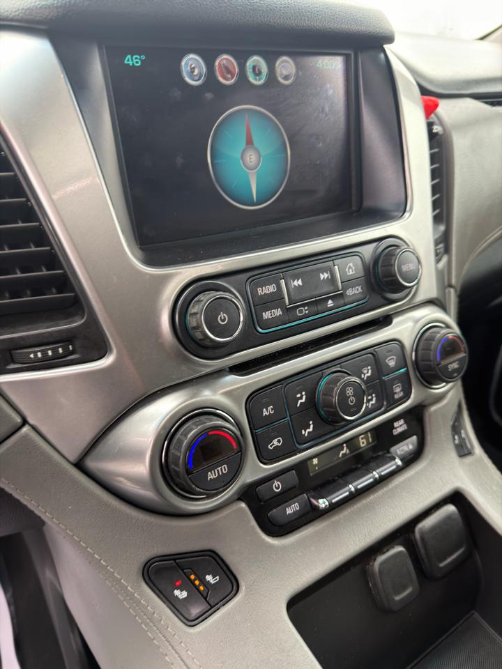 Chevrolet Suburban 4WD 4dr 1500 LT 2019