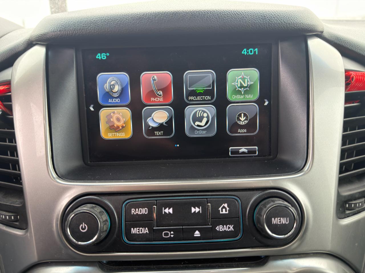 Chevrolet Suburban 4WD 4dr 1500 LT 2019