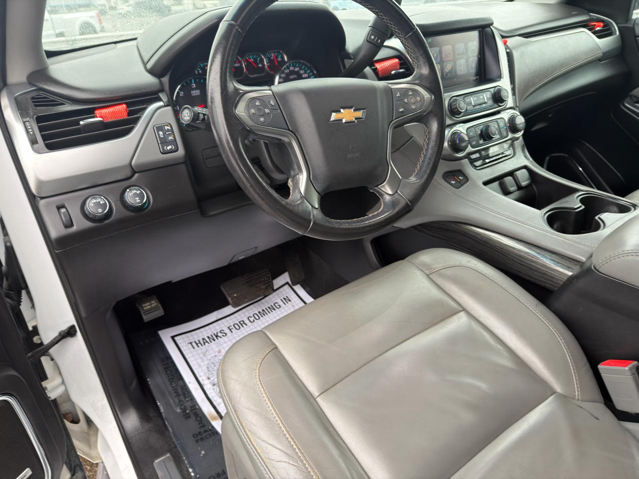 Chevrolet Suburban 4WD 4dr 1500 LT 2019