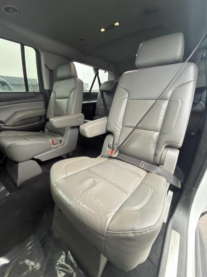 Chevrolet Suburban 4WD 4dr 1500 LT 2019